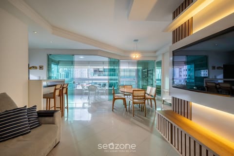 Basic Apartment | Living area