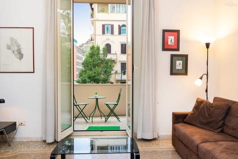 Apartment | Living area