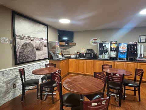 Free daily on-the-go breakfast