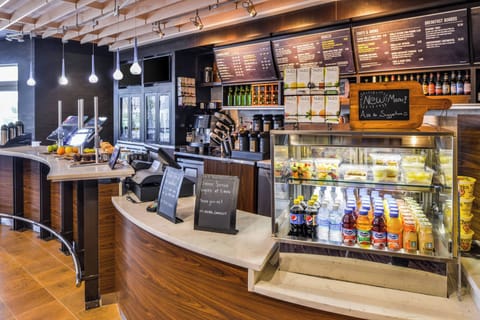 Breakfast and dinner served, American cuisine