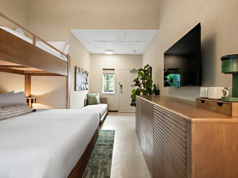 Premium House | Free WiFi, bed sheets