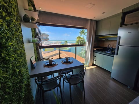 Apartment | Dining