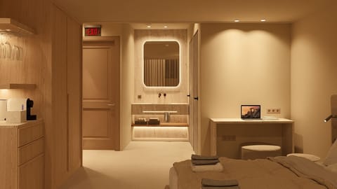 Luxury Double or Twin Room | In-room safe, desk, laptop workspace, blackout drapes