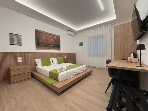 Deluxe Double Room | In-room safe, blackout drapes, free WiFi