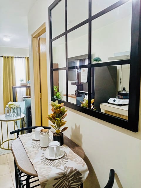 Condo, 1 Bedroom, Garden View | Dining
