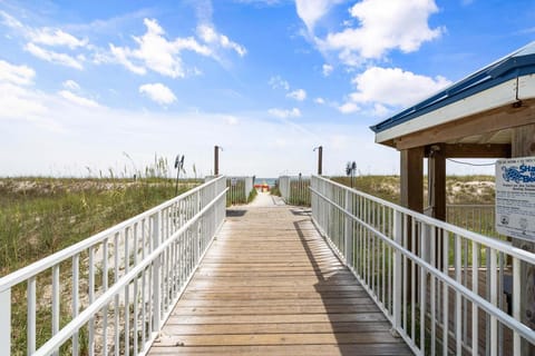 Condo, 1 King Bed with Sofa bed (Sugar Beach 364) | Property grounds