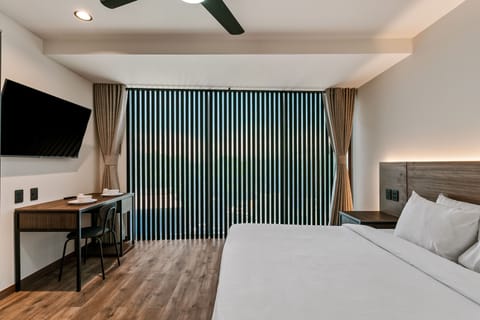 Comfort Apartment, City View | Desk, laptop workspace, iron/ironing board, free WiFi