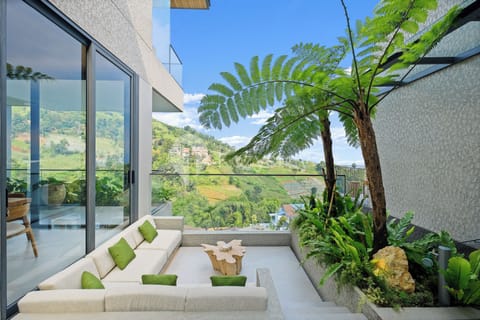 Villa, 6 Bedrooms, Mountain View | Living area | 65-inch Smart TV with cable channels, Netflix, streaming services