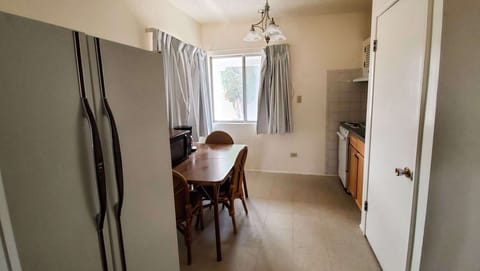 Studio Suite, Multiple Beds, Non Smoking, Kitchenette | Private kitchen | Fridge, microwave, coffee/tea maker