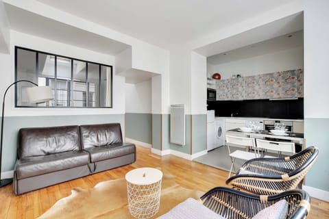 Apartment | Living area