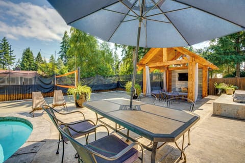 House (5 Bedrooms) | Interior