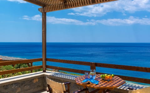 Apartment, 2 Bedrooms, Sea View | Terrace/patio