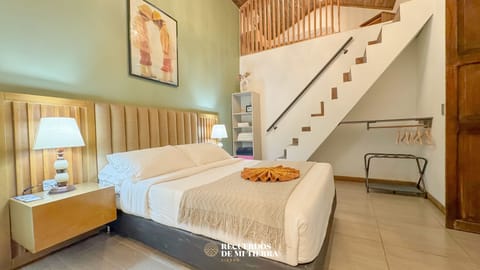Deluxe Triple Room | In-room safe, laptop workspace, blackout drapes, soundproofing