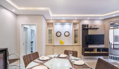 Basic Apartment | Living area | TV