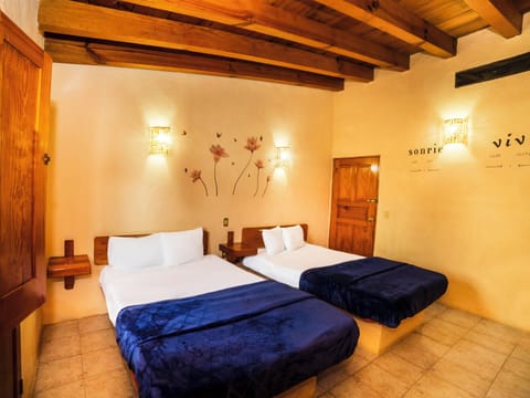 Quadruple Room | Free WiFi, bed sheets