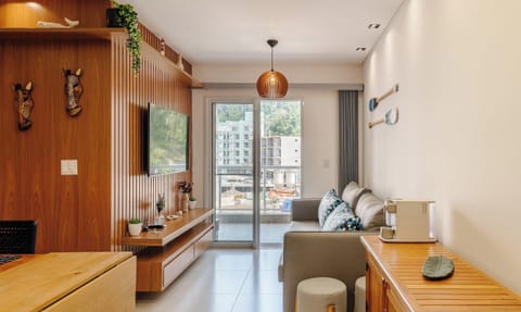 Basic Apartment | Living area