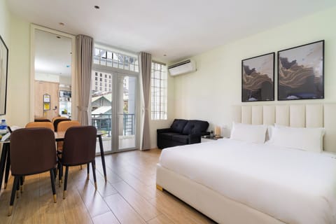 Deluxe Studio, Balcony, City View | Minibar, desk, laptop workspace, free WiFi