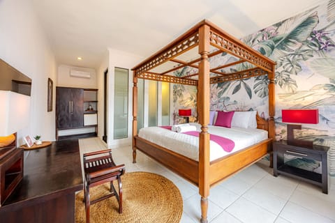 Superior Double Room, Garden View | Free WiFi, bed sheets