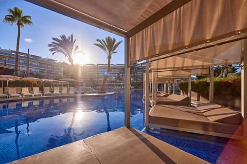 2 indoor pools, 7 outdoor pools, pool umbrellas, sun loungers