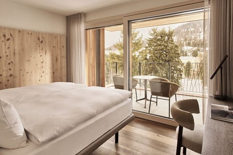 Studio Apartment | In-room safe, desk, laptop workspace, free WiFi