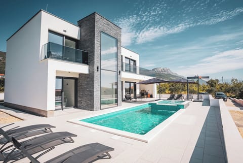 Luxury Villa, Balcony, Ocean View | Terrace/patio