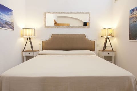 Double Room (IS ARUTTAS) | In-room safe, free WiFi