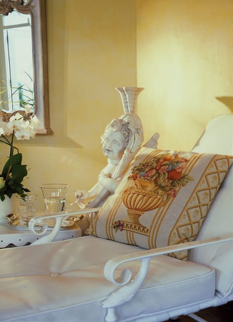 Sauna, steam room, body treatments, facials, Ayurvedic treatments