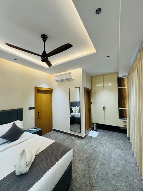 Classic Studio | In-room safe, desk, soundproofing, free WiFi