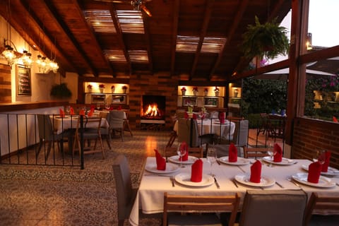 Breakfast, lunch, dinner served; Spanish cuisine 