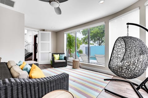 House | 4 bedrooms, high-speed internet