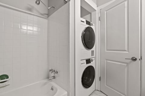 Apartment | 2 bedrooms, Internet