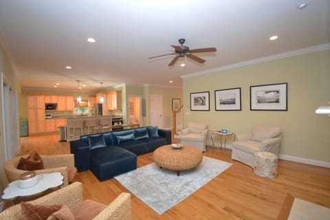 House | 4 bedrooms, Internet