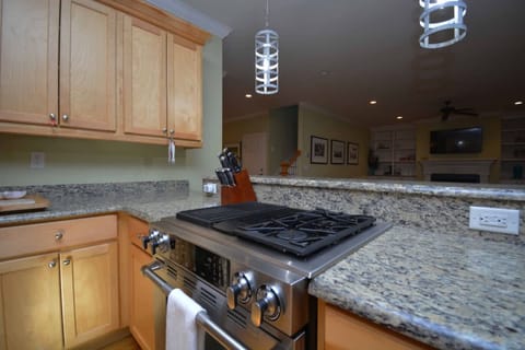 House | 4 bedrooms, Internet