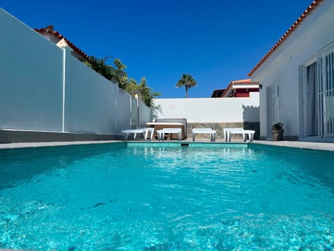 House, Smoking | 3 bedrooms