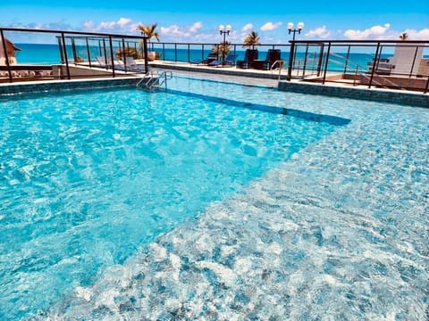 Comfort Apartment | Pool | Outdoor pool