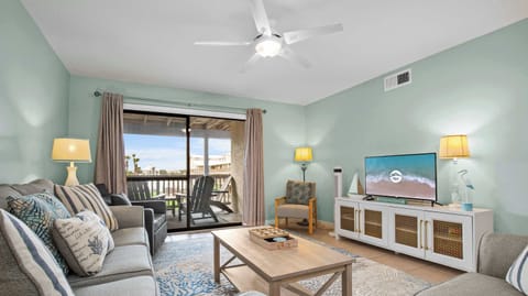 Condo, Multiple Beds, Balcony, Garden View (Lei Lani MT117) | Living area | 42-inch flat-screen TV with digital channels