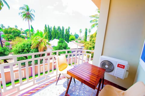 Deluxe Double Room, Balcony | Desk, laptop workspace, free WiFi