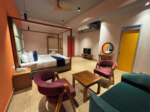 Superior Single Room | In-room safe, laptop workspace