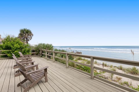 House, Multiple Beds (Sea Dunes Green Turtle A3) | Property grounds