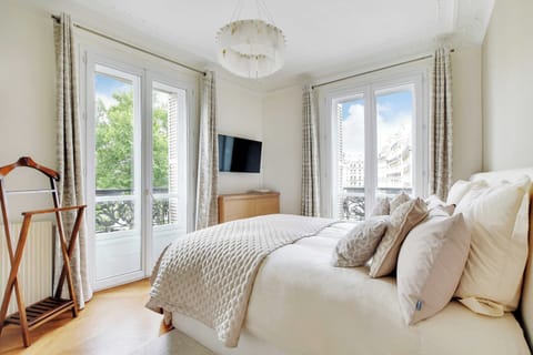 Apartment | 2 bedrooms, laptop workspace, iron/ironing board, bed sheets