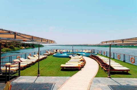Sundeck