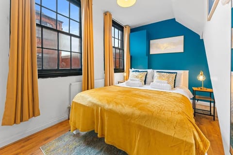 3 bedrooms, WiFi (free), bed sheets