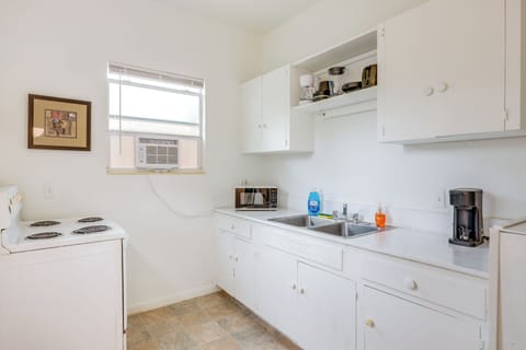 Apartment (1 Bedroom) | Interior