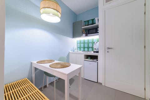 Superior Apartment | Private kitchen | Espresso maker, coffee/tea maker