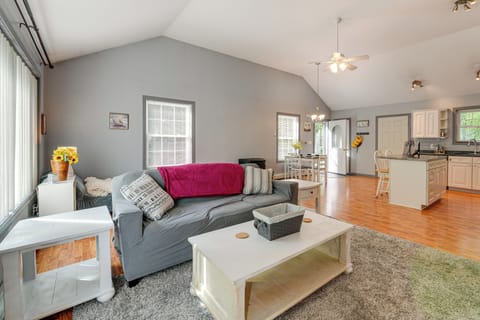 House (3 Bedrooms) | Interior