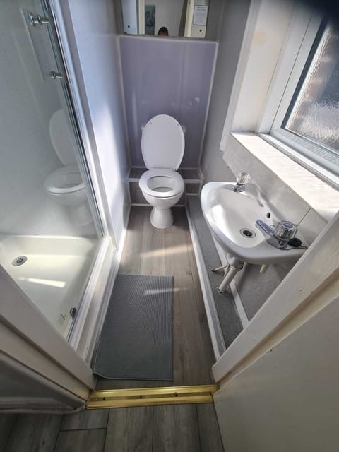 Shower, towels, soap, shampoo