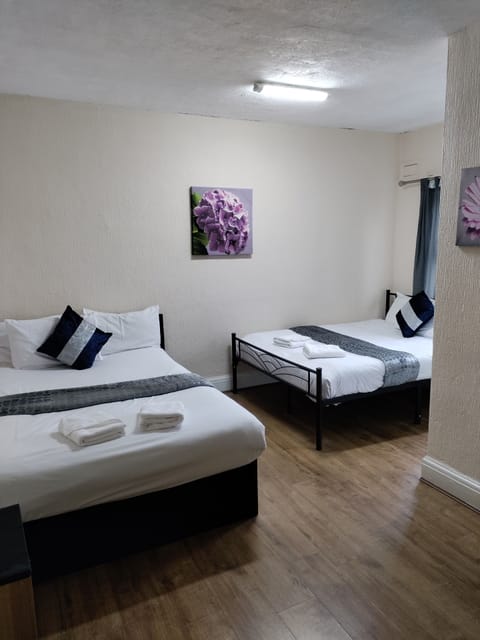 Family Quadruple Room | Iron/ironing board