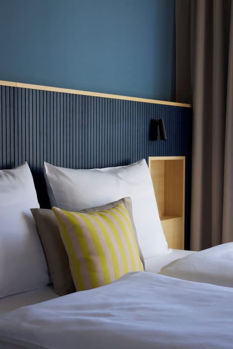 Classic Double or Twin Room, Balcony, Mountain View | Hypo-allergenic bedding, minibar, in-room safe, blackout drapes