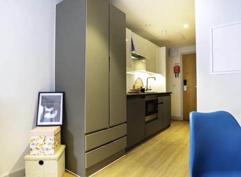 Studio, Non Smoking | Private kitchen