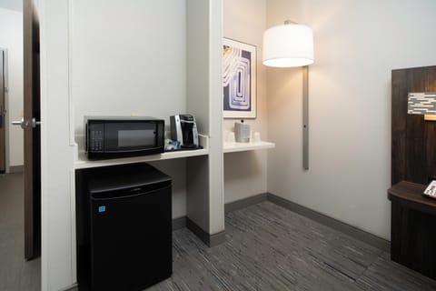 In-room safe, desk, iron/ironing board, free cribs/infant beds